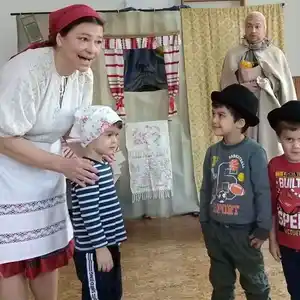 A kisgömböc előadás