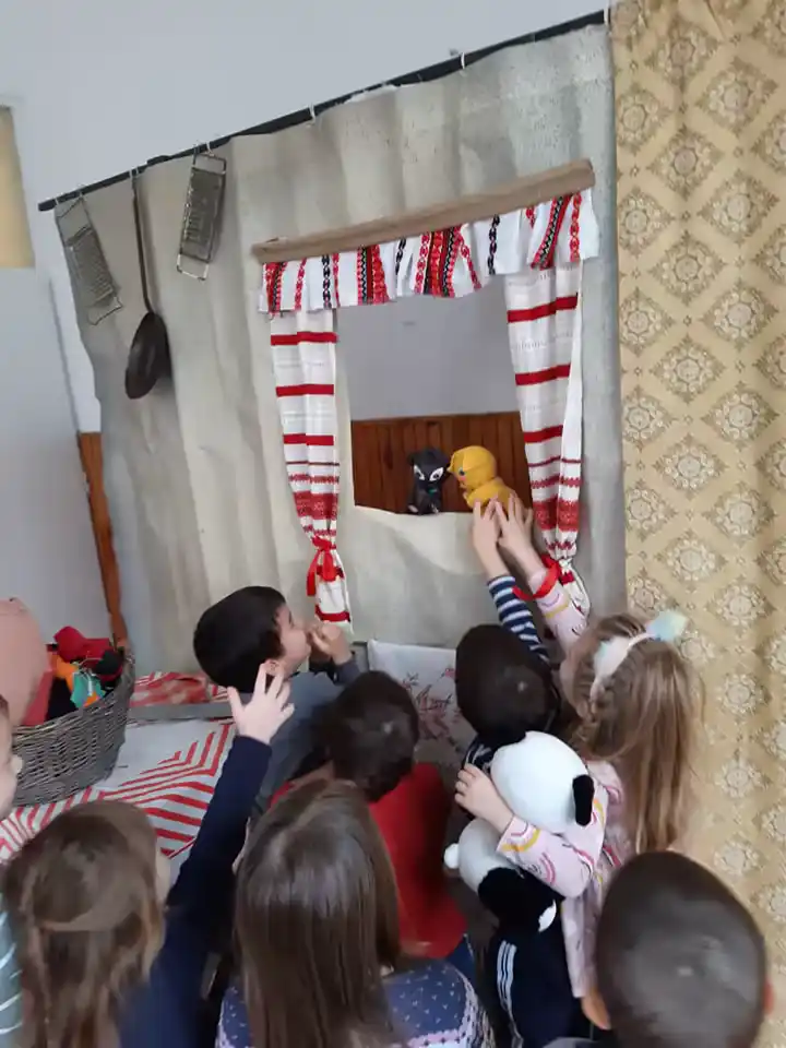 A kisgömböc előadás