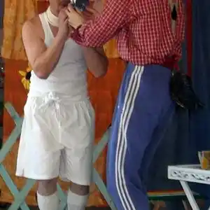 Megakukori Gigasztár előadás