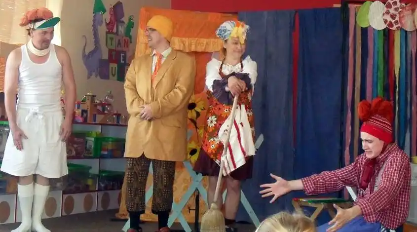 Megakukori Gigasztár előadás