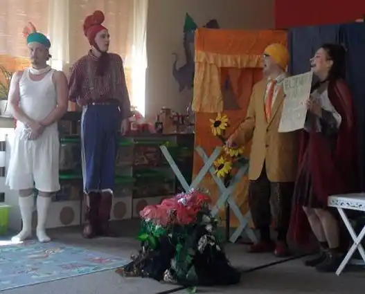 Megakukori Gigasztár előadás