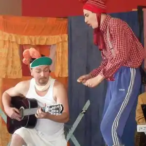 Megakukori Gigasztár előadás