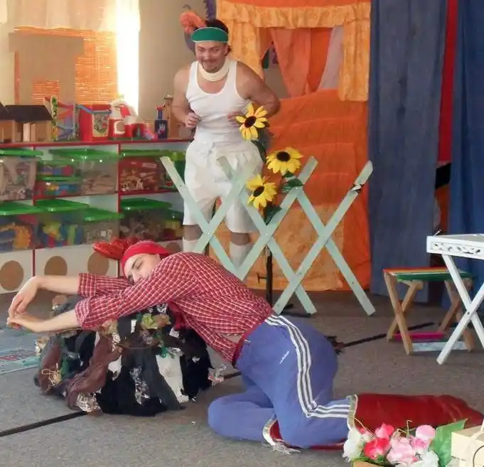 Megakukori Gigasztár előadás