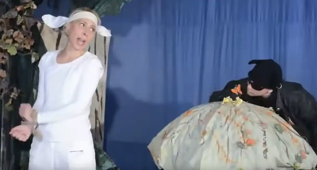 A Rémusz bácsi meséi előadás